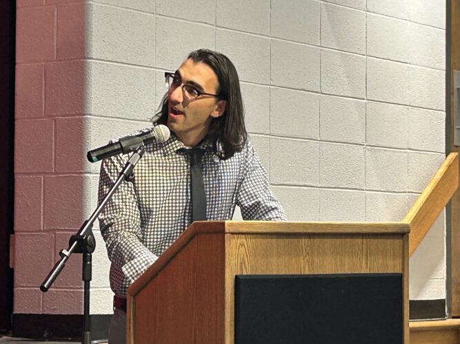 Ohio County Teachers Union Asks 'Winter Stipend' Become Permanent Pay